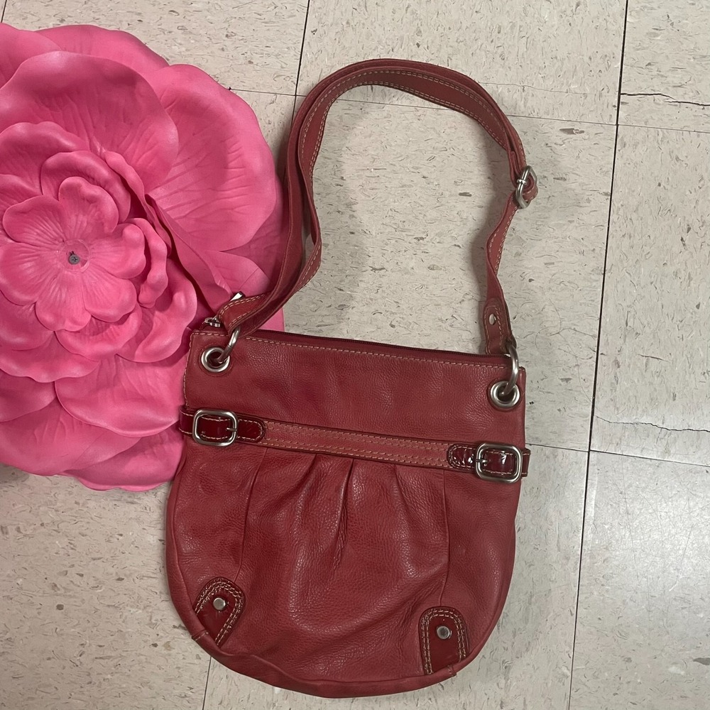 Vintage FOSSIL Red Pebbled Leather Bucket Hobo Crossbody‎ Buckle Purse Bag